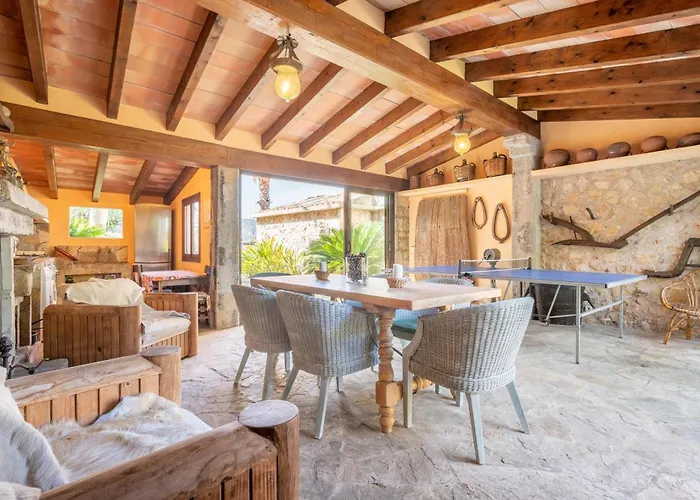 Pou Dels Escarabats Villa