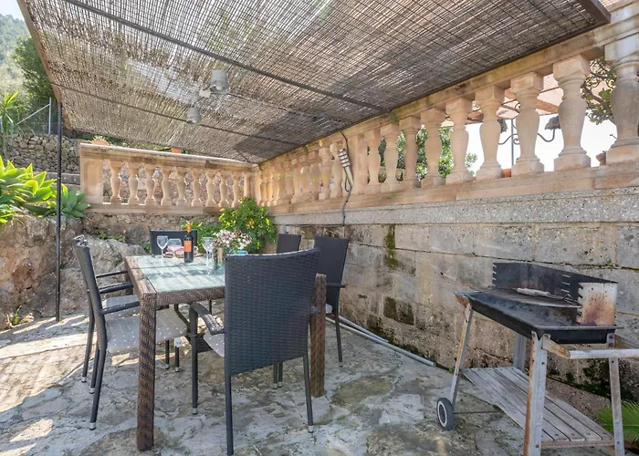 Pou Dels Escarabats * Pollença